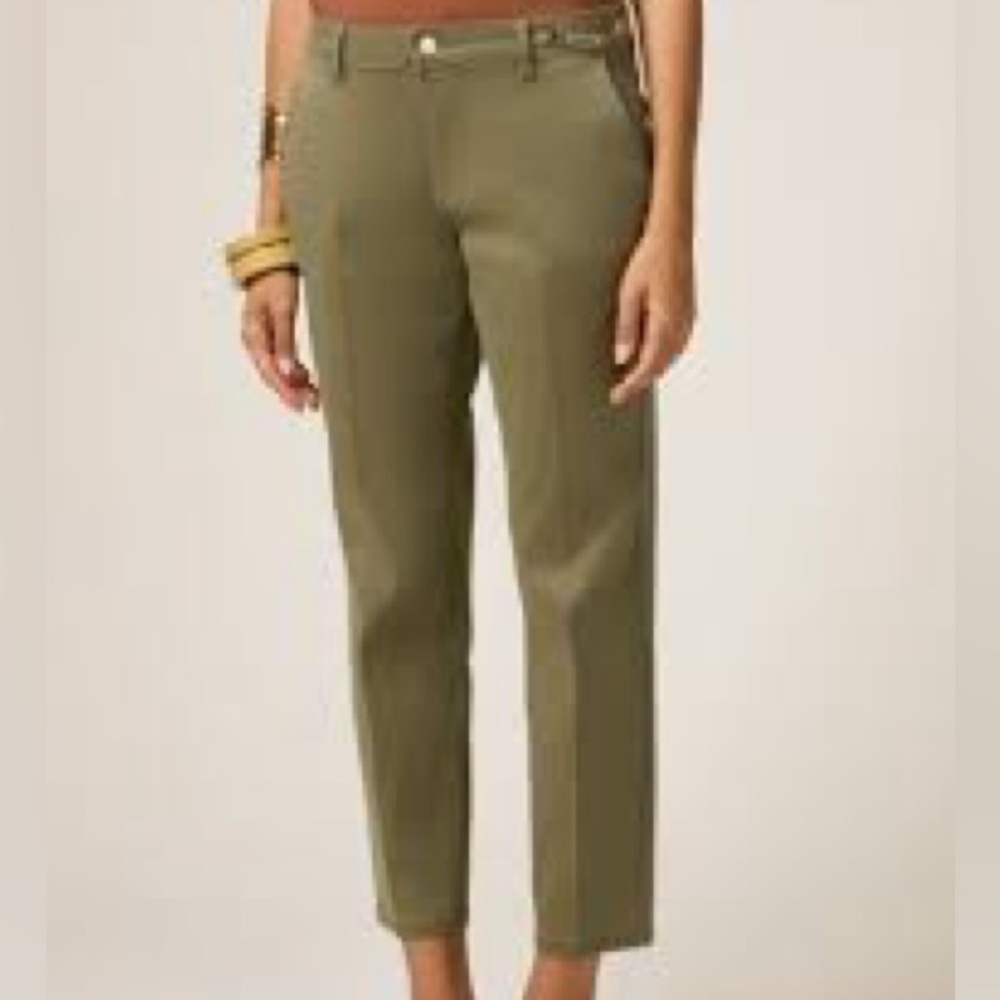 Oltre,Italy Olive Cotton Crop Pants,Made in Italy,EUC Wardrobe Essential, Size 6